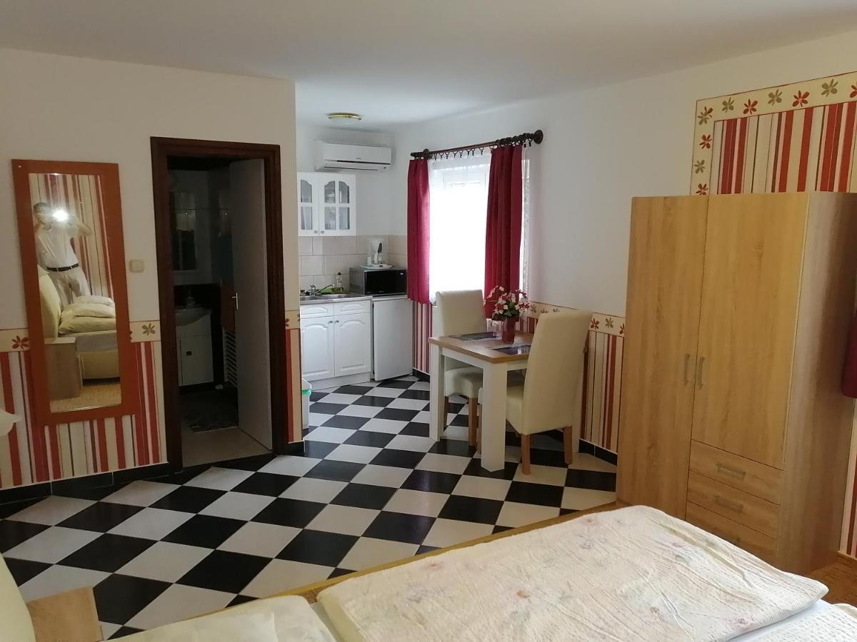 Magdalena Apartmanhaz Héviz Zewnętrze zdjęcie