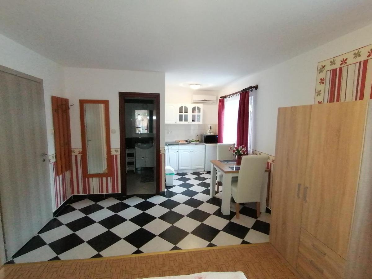 Magdalena Apartmanhaz Héviz Zewnętrze zdjęcie
